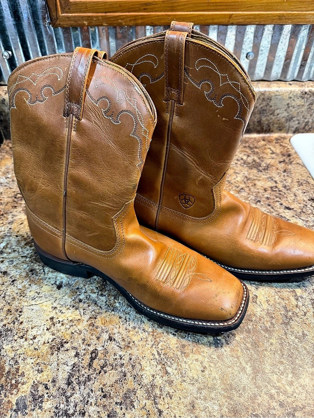 Ariat Heritage Western Square Toe Boots Brown US 7.5 B